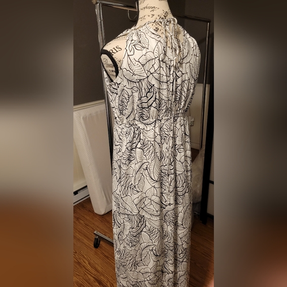 Sundress Xl - Picture 2 of 2